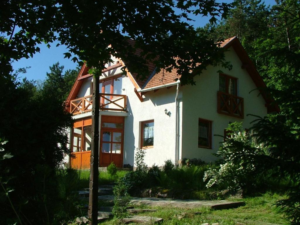 Szarvas Panzio Hotel Erdőbénye Exterior foto
